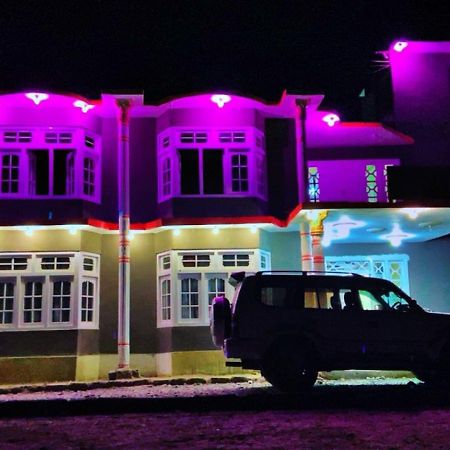 Skardu One Resort And Guest House エクステリア 写真